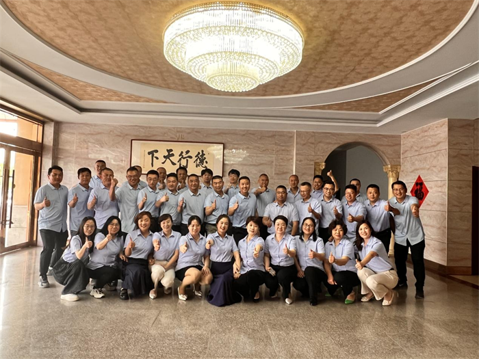 未來不負(fù)韶華，繼續(xù)砥礪前行，第一季度總結(jié)大會(huì)順利召開